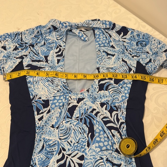 Lilly Pulitzer One Piece Rash-guard Swimsuit. Size 8 - Picture 11 of 12